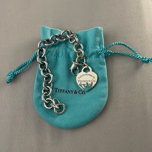 Authentic Tiffany and company bracelet. Blue splash